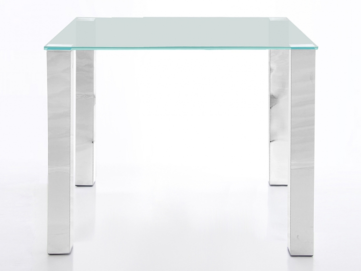 Stůl se skleněnou deskou z bezpečnostního skla